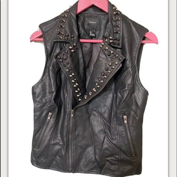 Forever 21 studded vest black large - Picture 1 of 7
